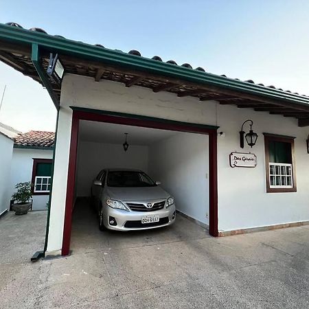 Estadia Das Gerais - Casa De Hospedes Adoravel Com Jacuzzi 欧鲁普雷图 外观 照片