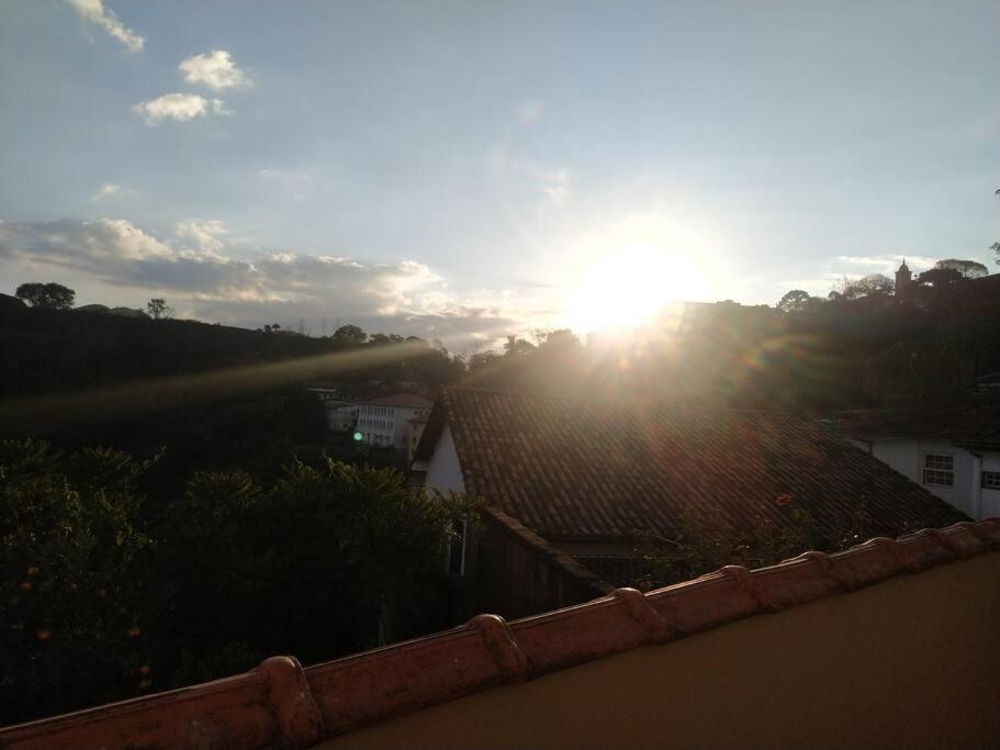 Estadia Das Gerais - Casa De Hospedes Adoravel Com Jacuzzi 欧鲁普雷图 外观 照片